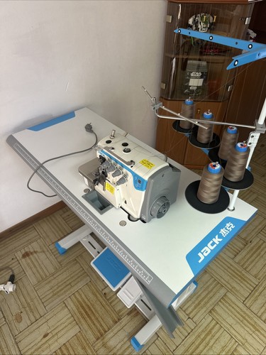 Macchina cucire taglia - macchina,